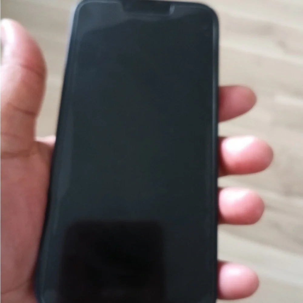 Apple iPhone - Midnight Black